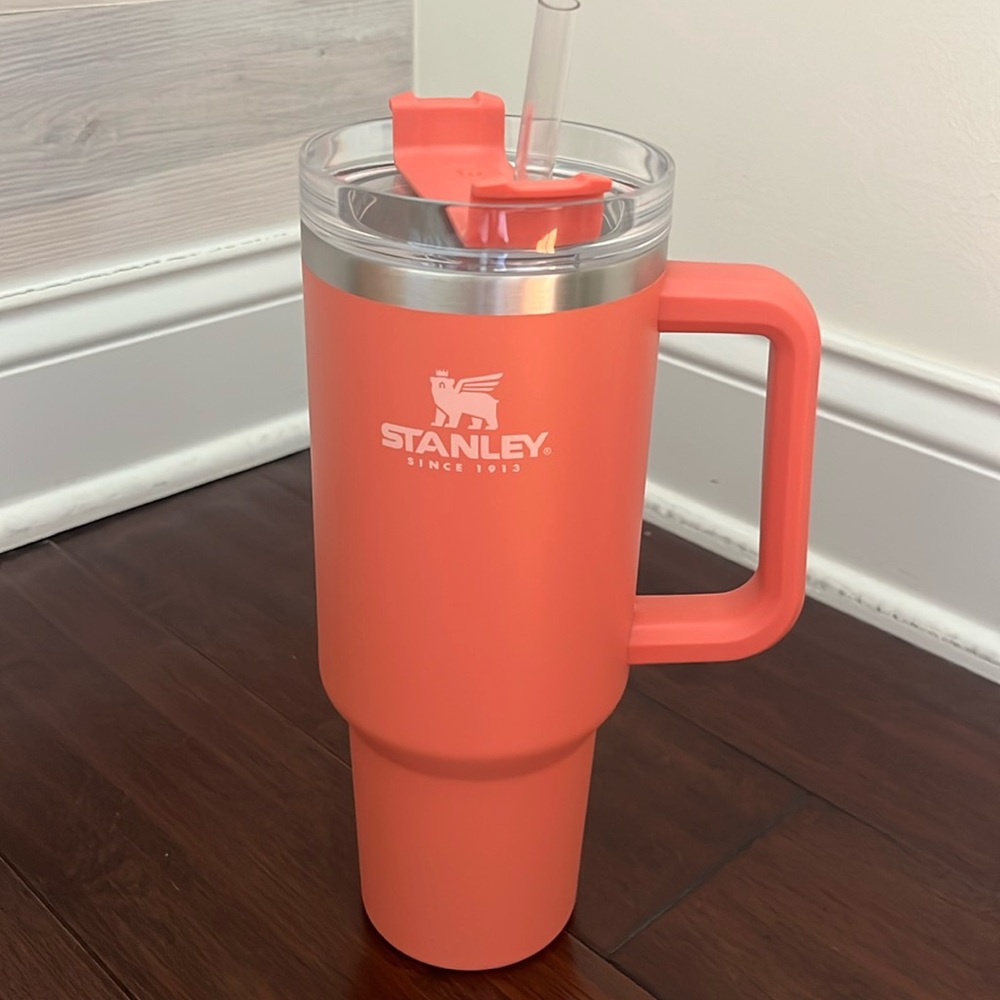 NEW Stanley tumbler